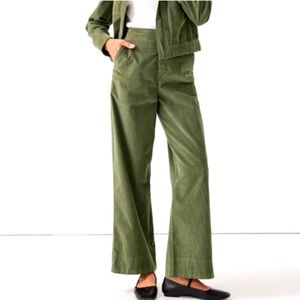 New w/out tags - Pact Corduroy wide leg pants S